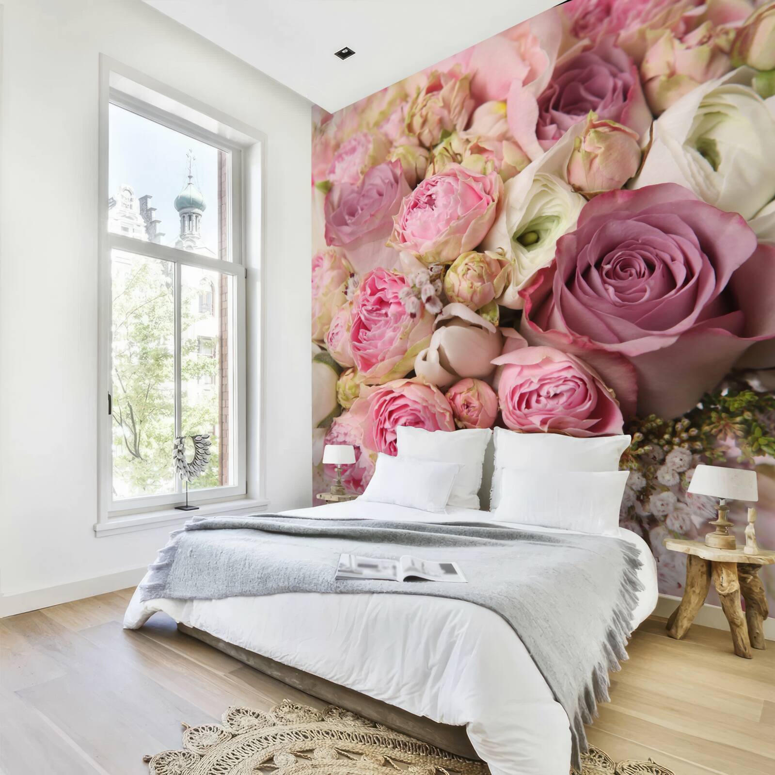 Fotobehang compositie van rozen en tulpen in een ongewone vorm