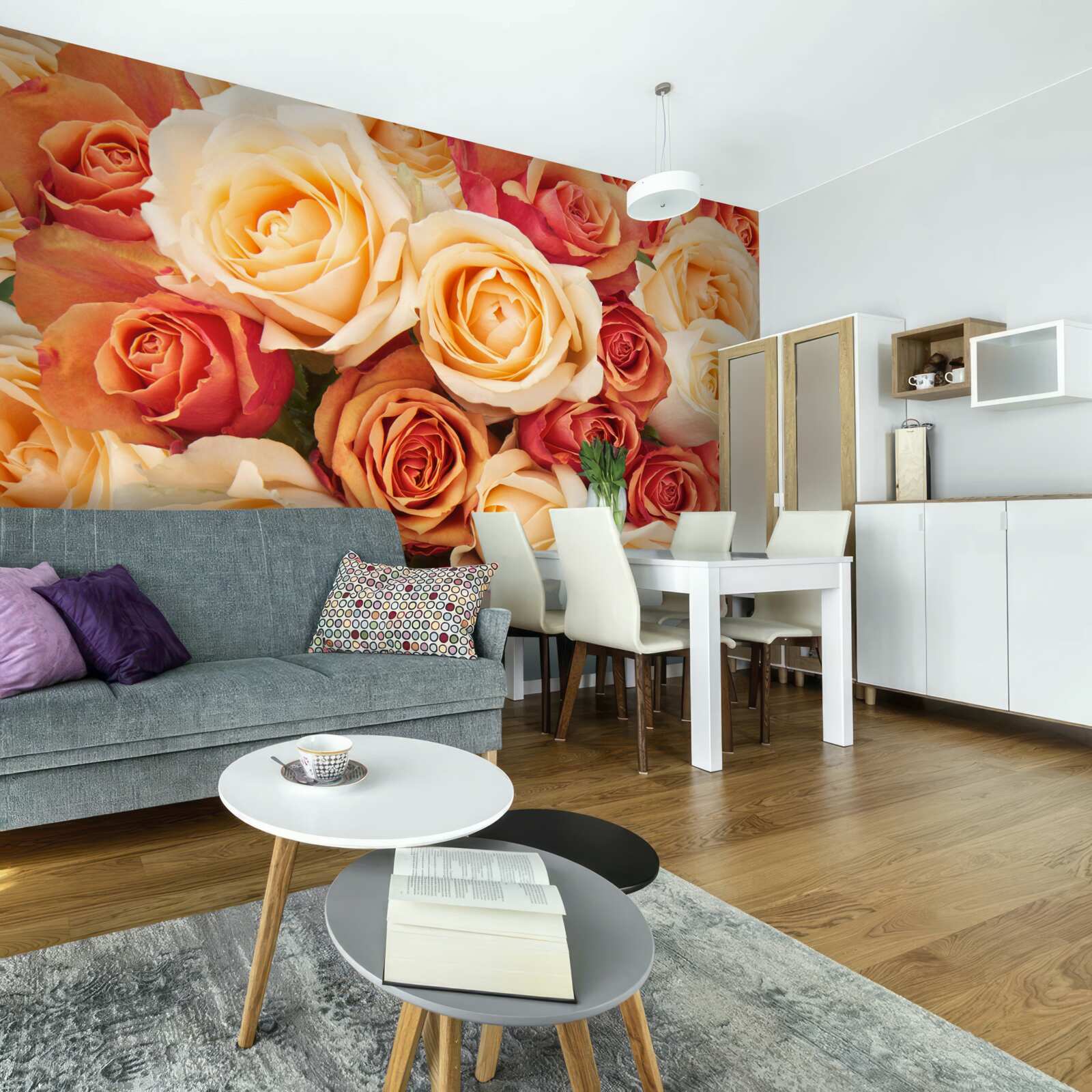 Fotobehang rozen met zachte kleuren in lichte en perziktinten