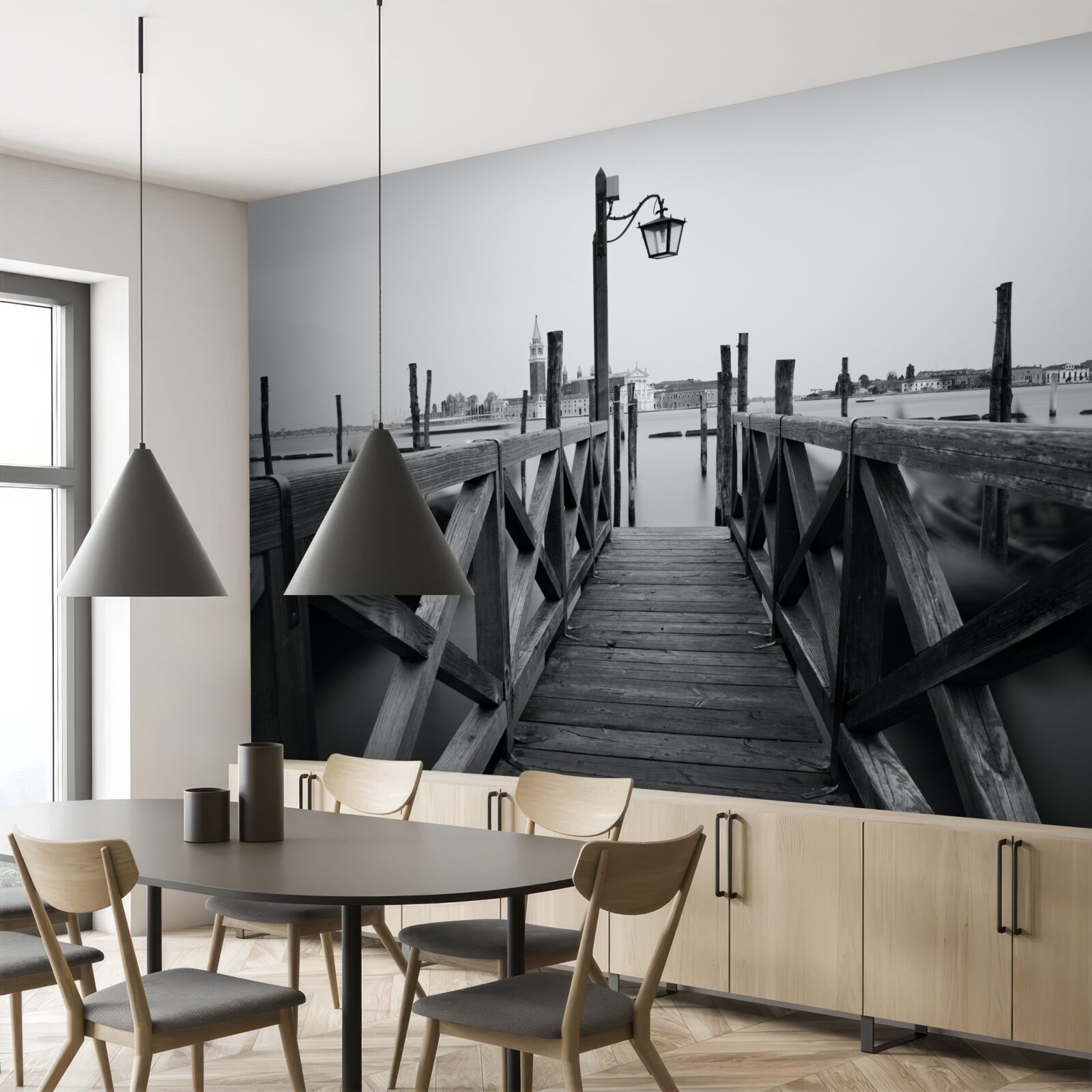 Fotobehang wal van hout naast water