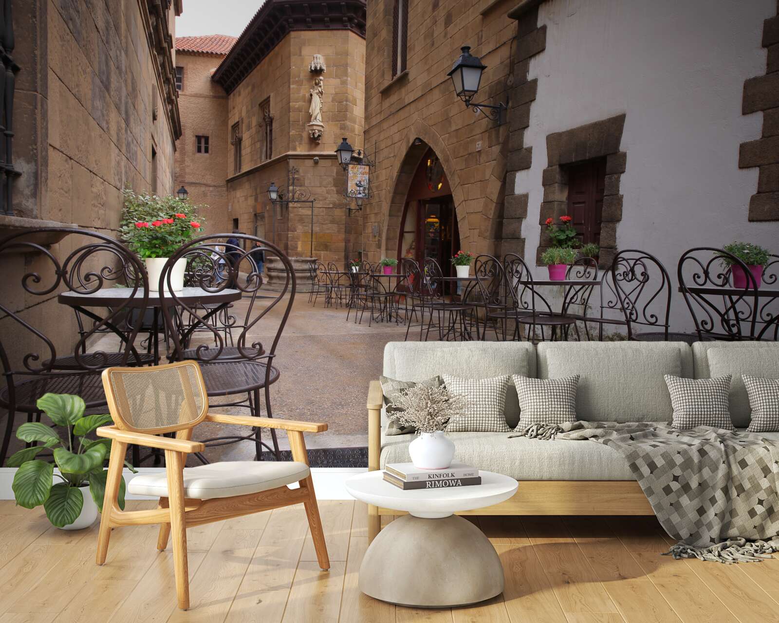Fotobehang tafels in een smalle straat