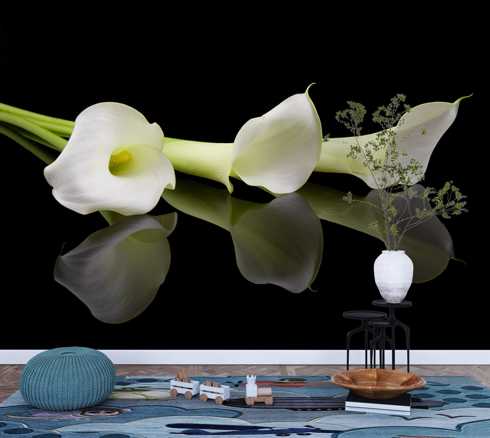 Fotobehang calla lelies weerspiegeld in water