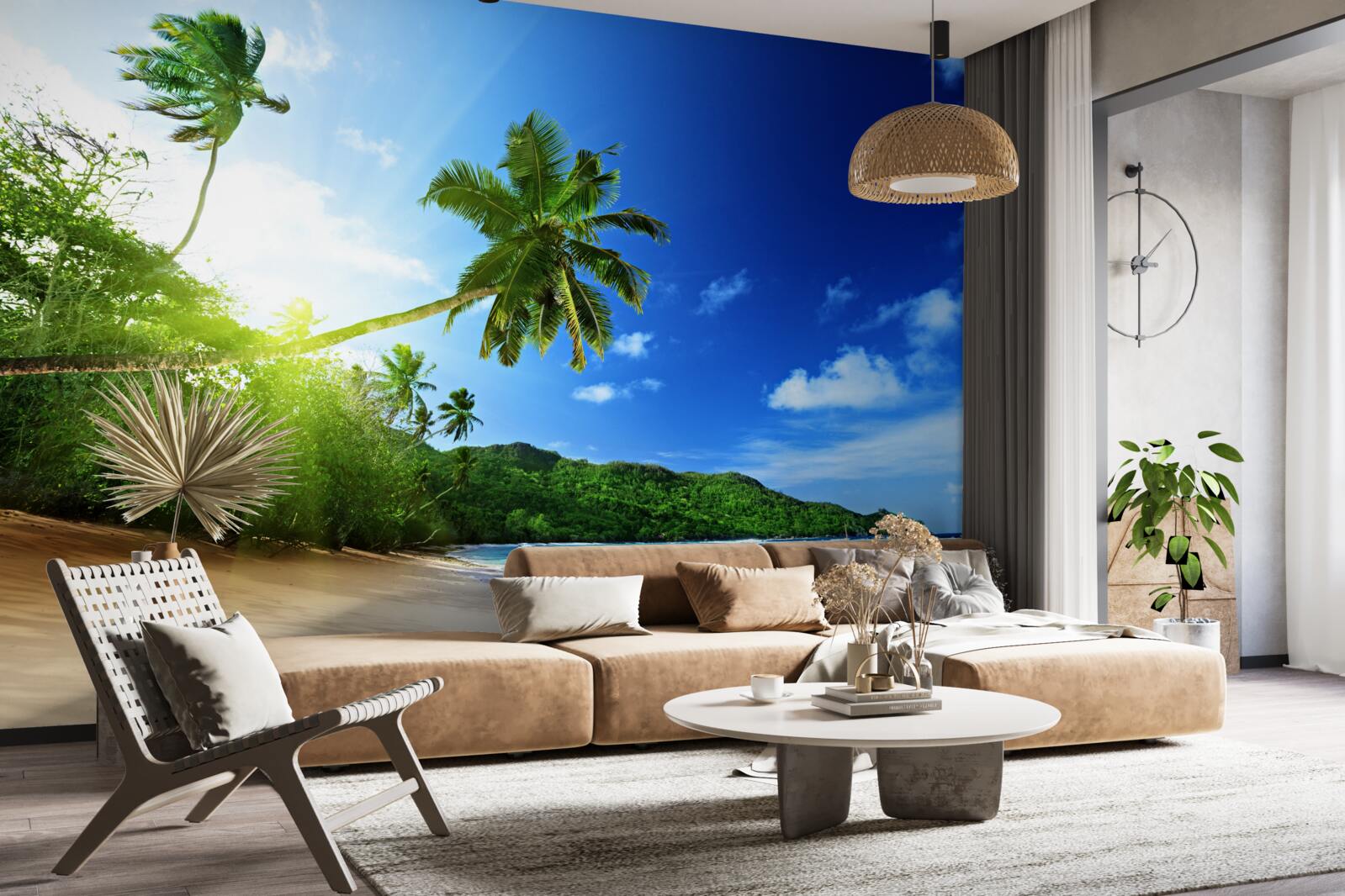 Fotobehang stralen van de opkomende zon verlichten de tropische kust van de