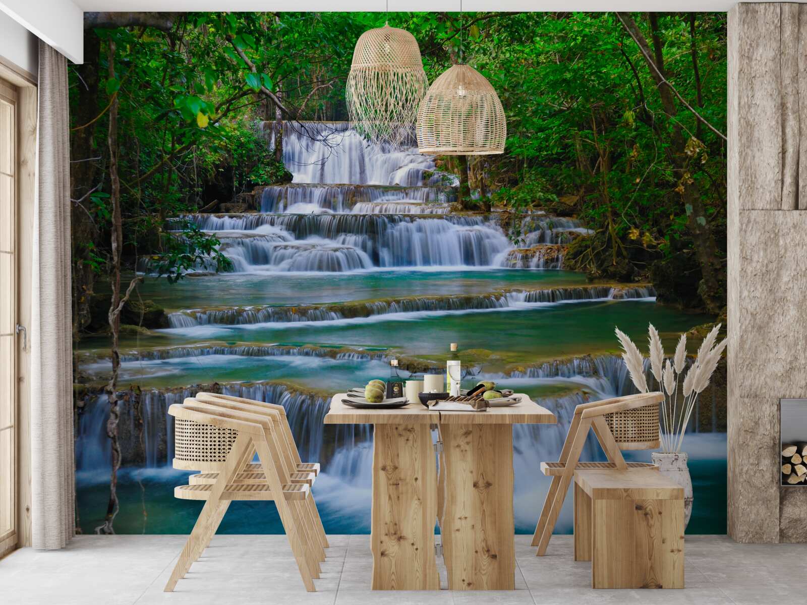 Fotobehang grote waterval met turquoise water dat naar beneden stort