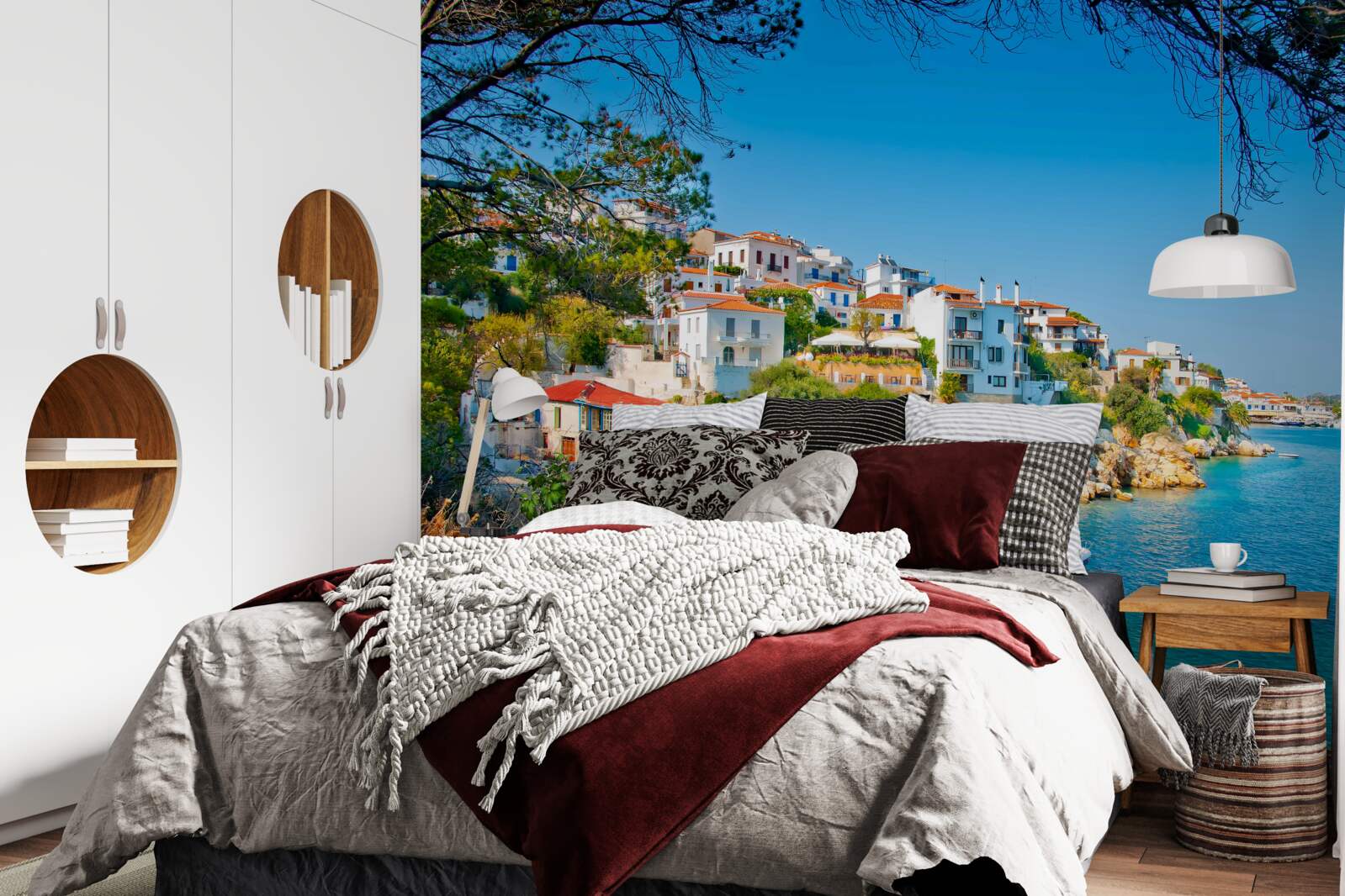 Fotobehang een rustige haven bij een Griekse nederzetting