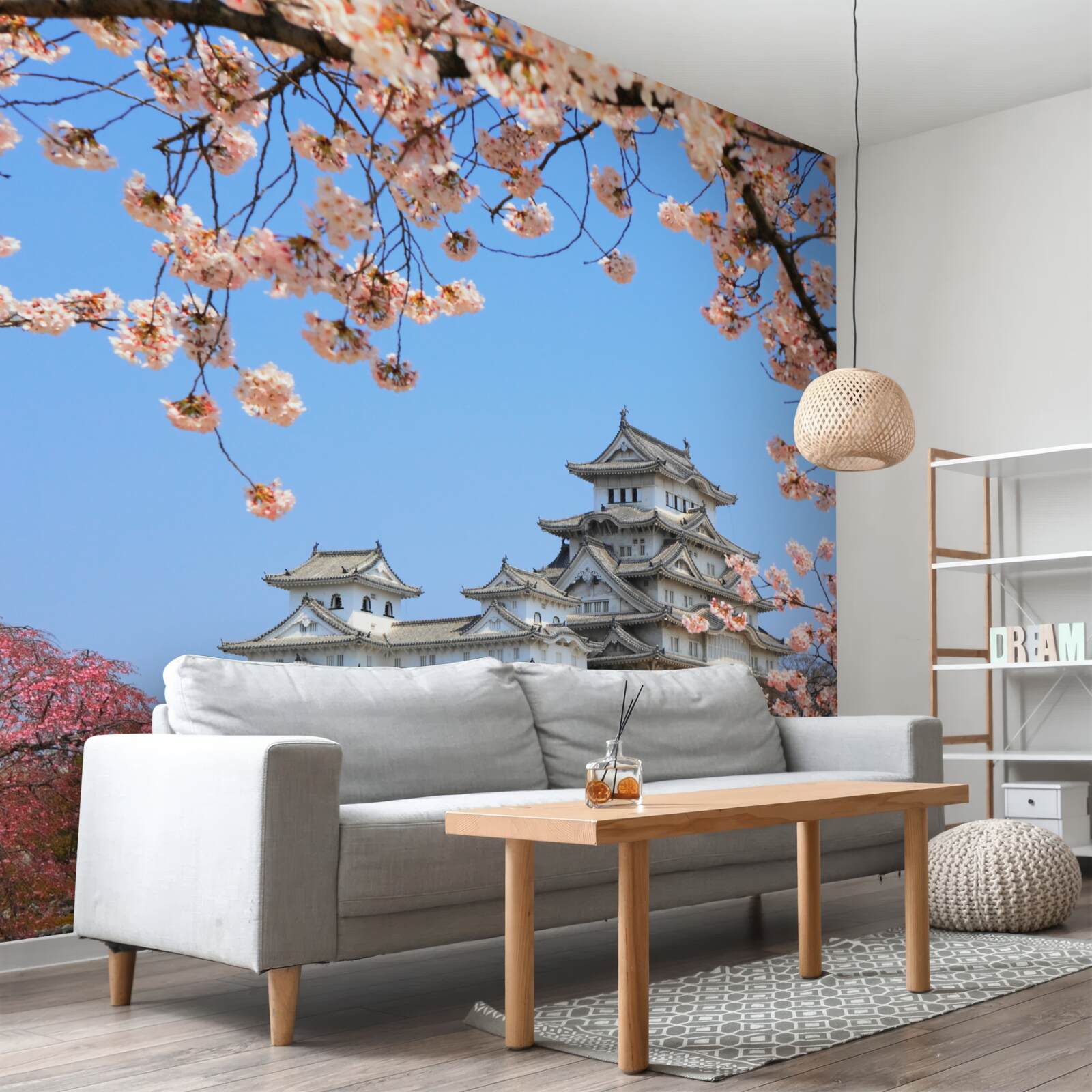 Fotobehang oude japanse tempel omringd door sakura