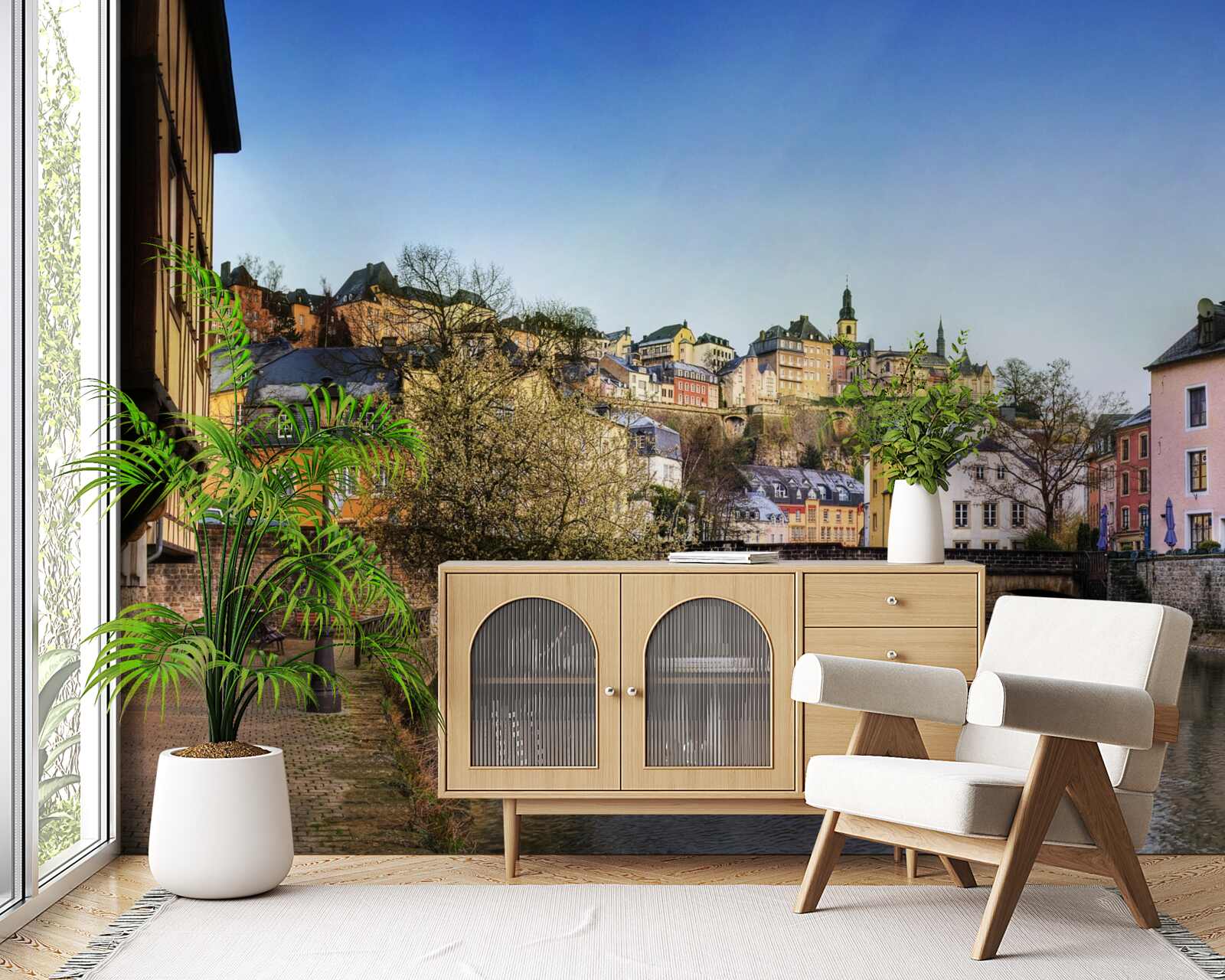 Fotobehang de brug over de rivier die naar de oude stad leidt