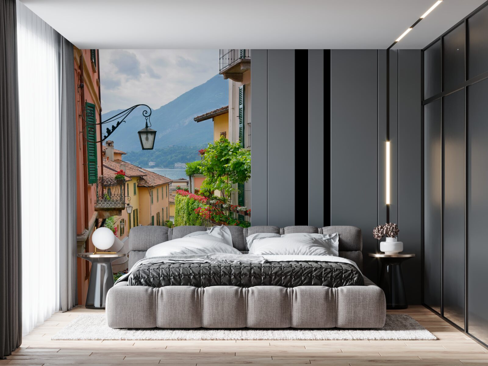 Fotobehang straat die naar de zee leidt, versierd met bloemen en groen