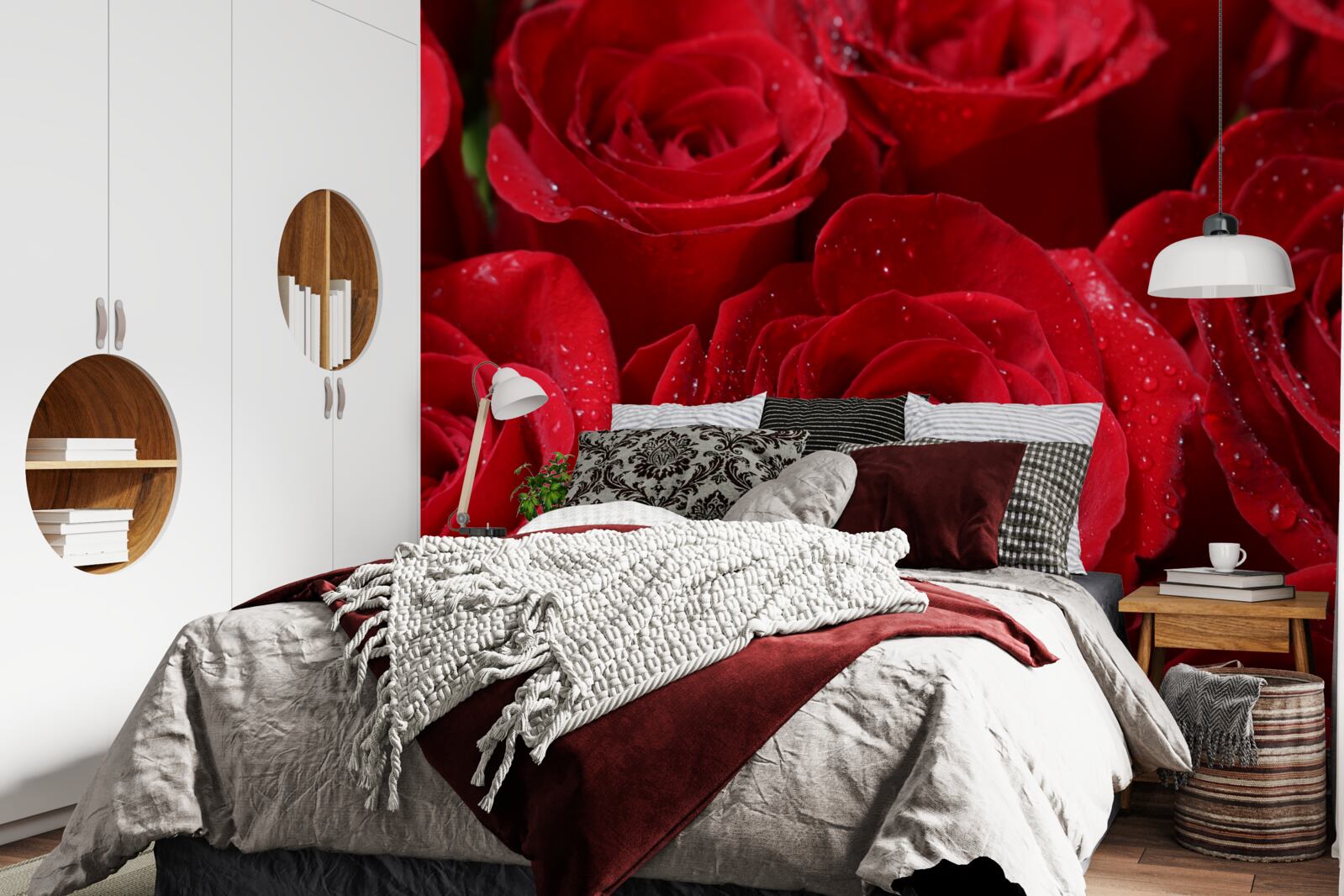 Fotobehang rozenknoppen in een rijke scharlakenrode tint