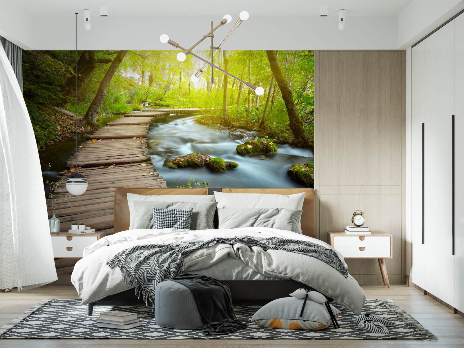 Fotobehang houten pad bij de rivier in een zonnig bos