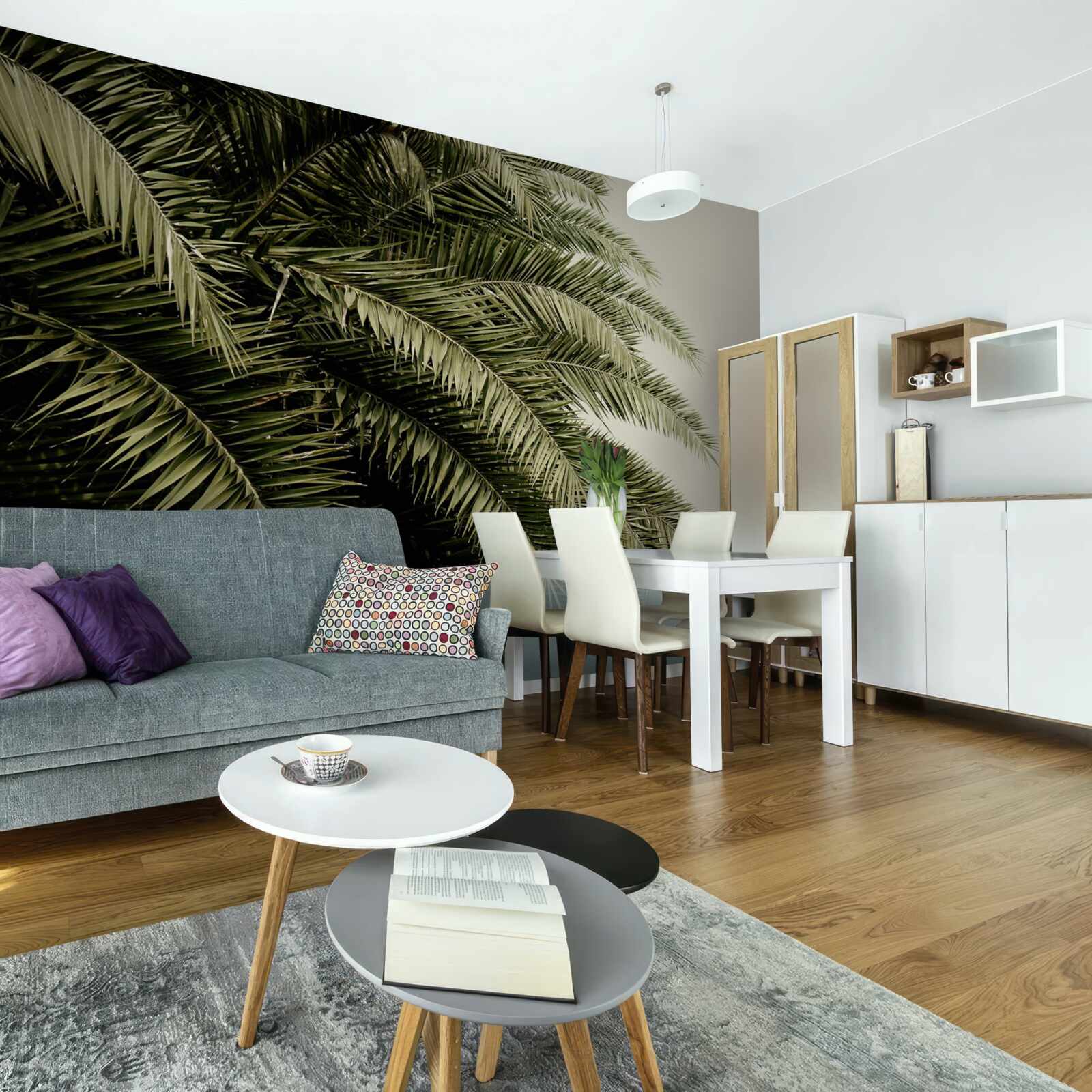 Fotobehang varenbladeren dicht bedekt met vocht als het regent