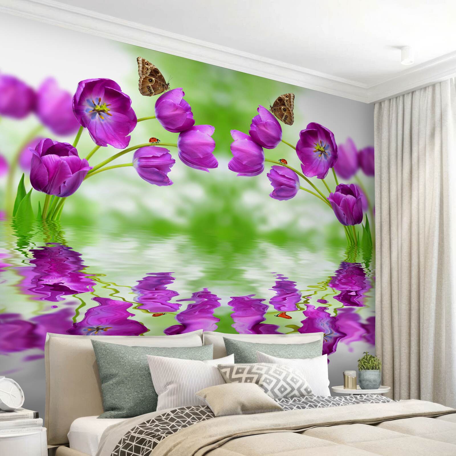 Fotobehang de bloemen weerspiegelen de vlinders die erop rusten in het water