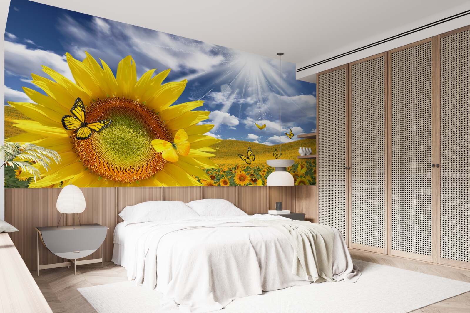 Fotobehang gouden vlinders zweven in de blauwe lucht boven een veld zonnebloemen