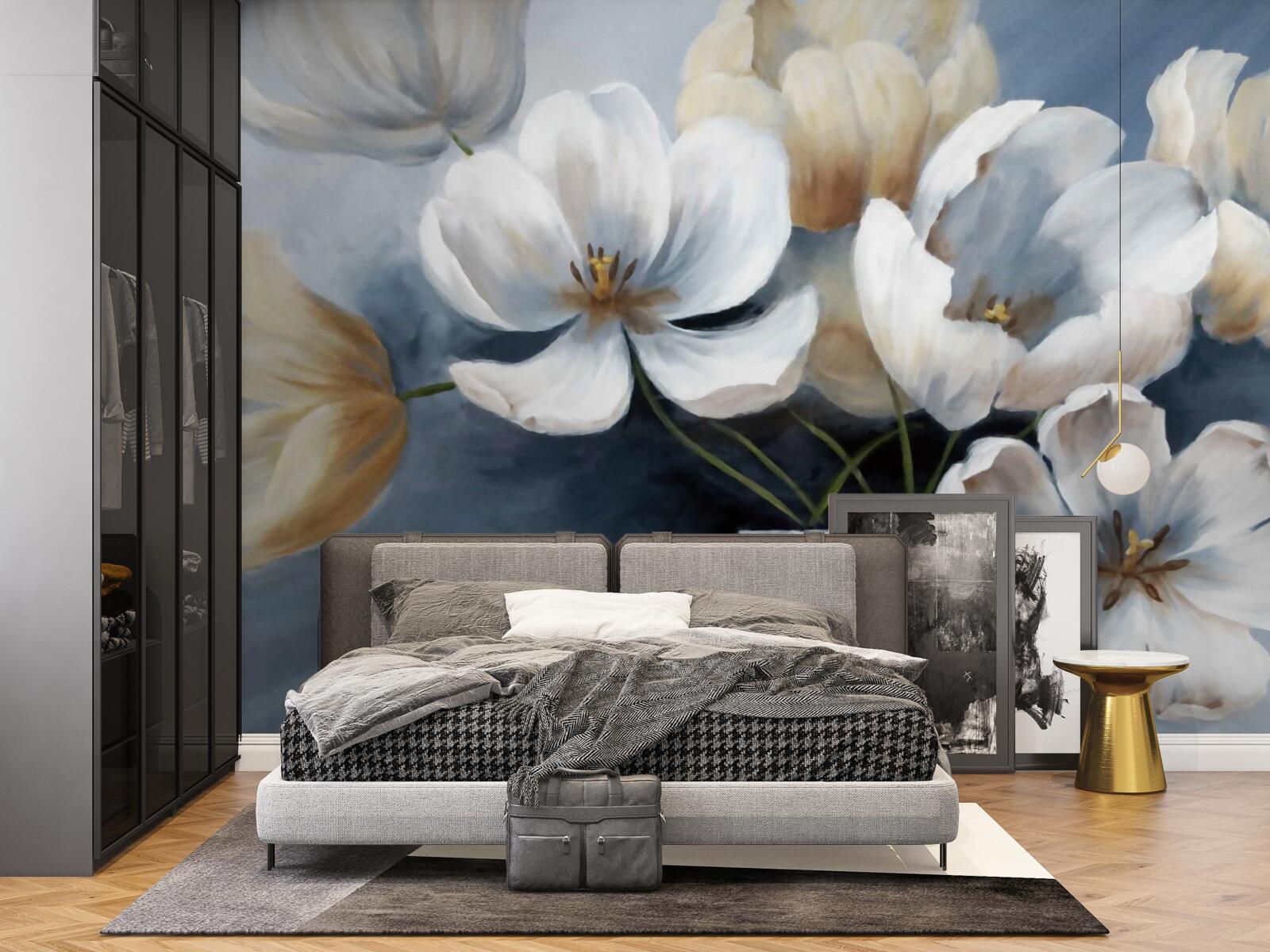 Fotobehang schilderij met grote felle bloemen