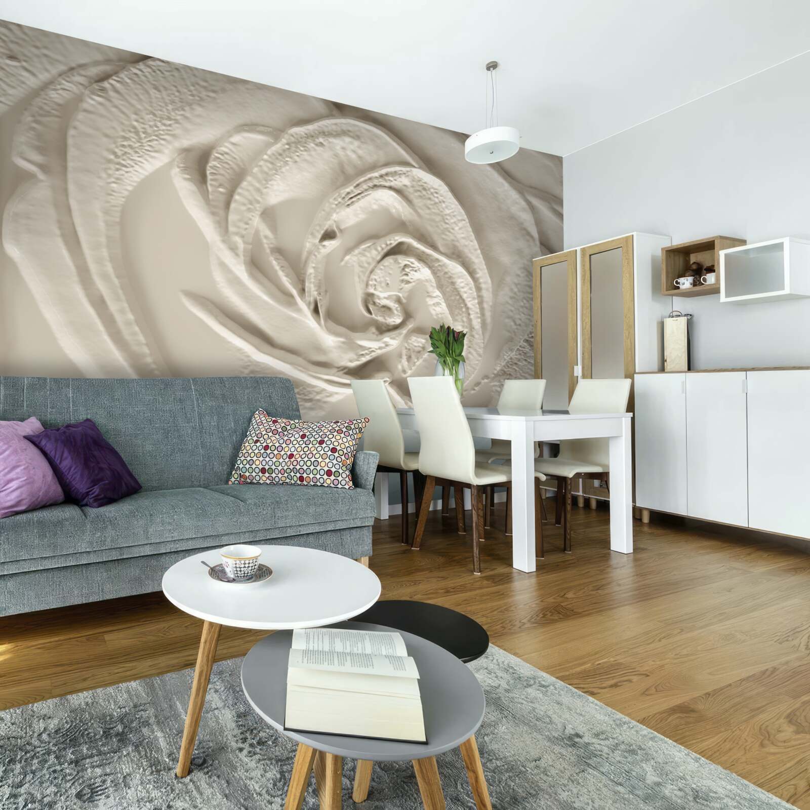 Fotobehang Gipsen reliëf met een afbeelding van een roos