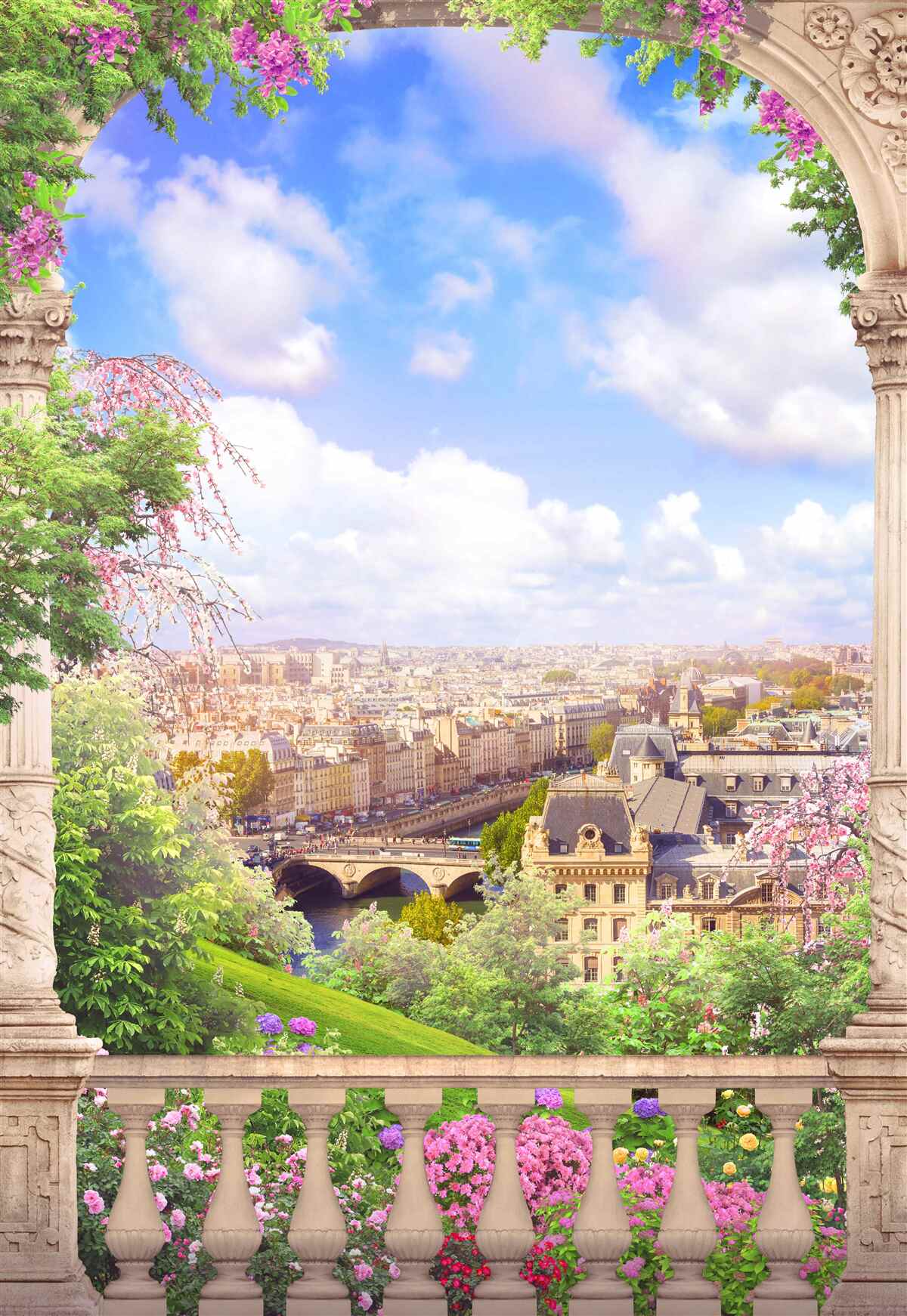 Fotobehang panorama van de stad vanaf een bloeiend balkon