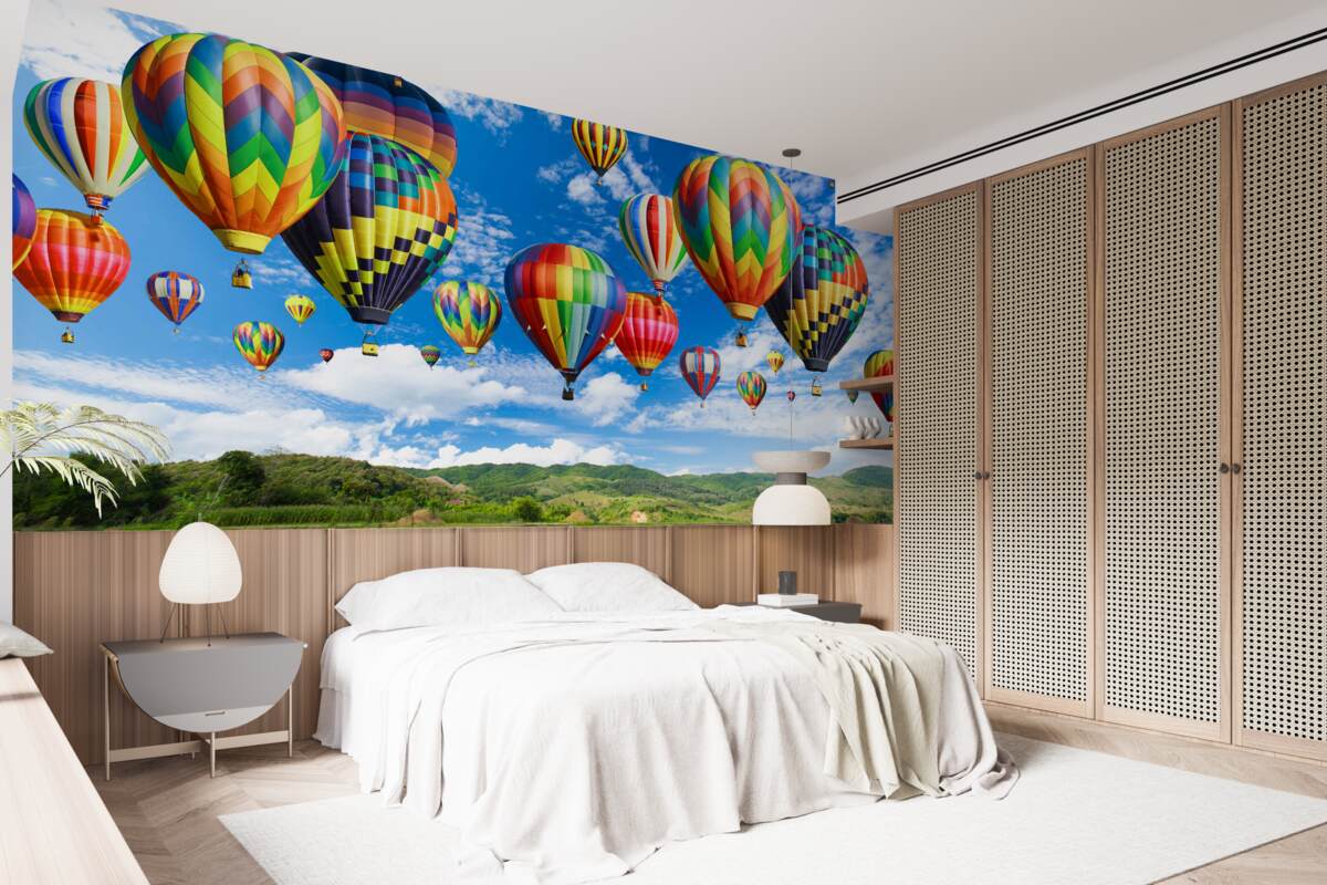 Fotobehang optocht van ballonnen in alle kleuren