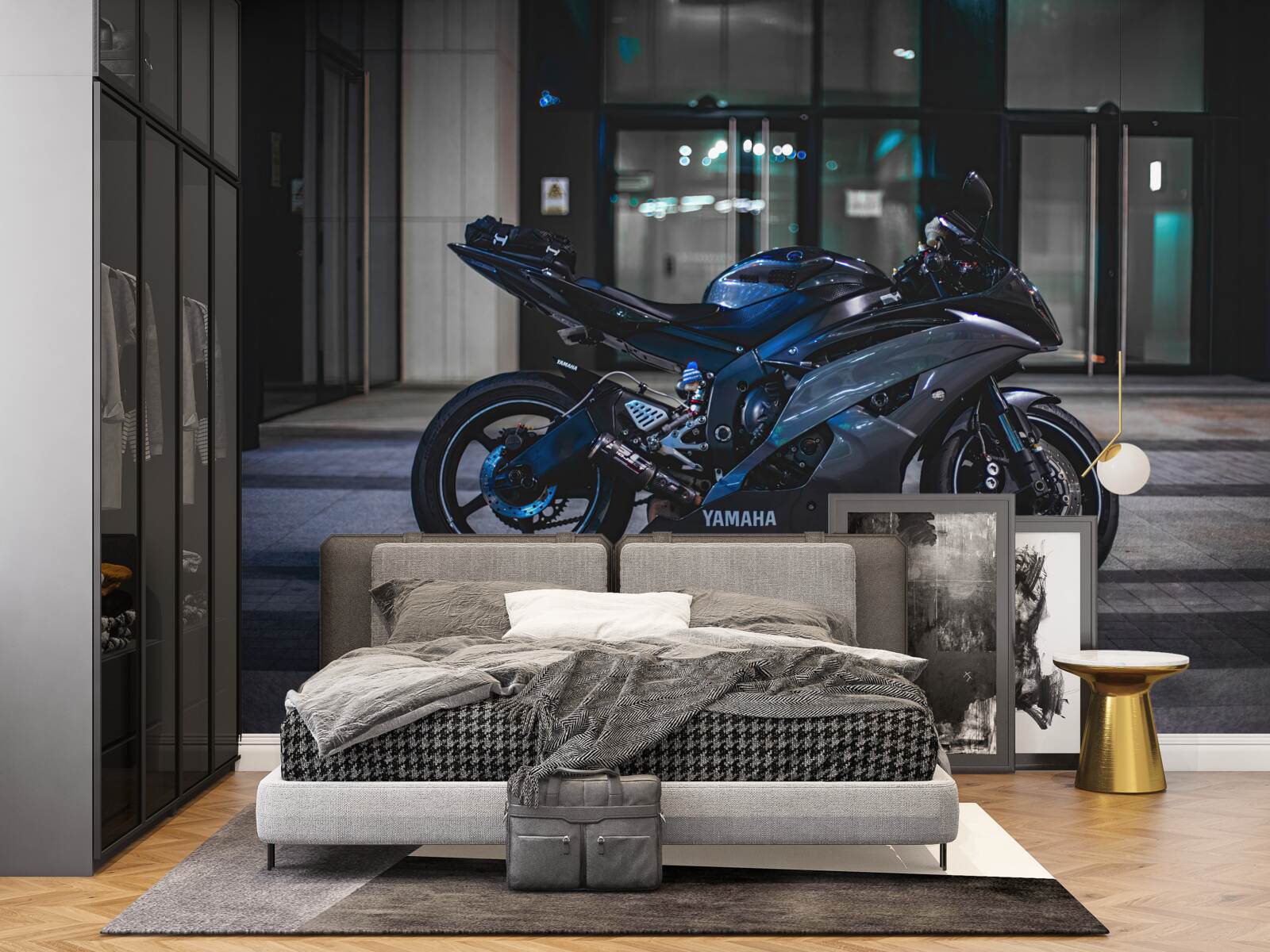 Fotobehang donkerblauwe motor achtergelaten op parkeerplaats