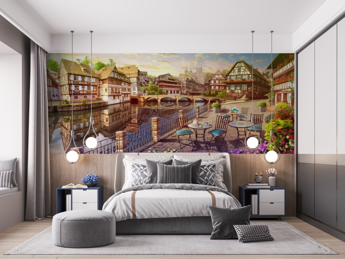 Fotobehang tafels aan het water in het historische deel van de stad