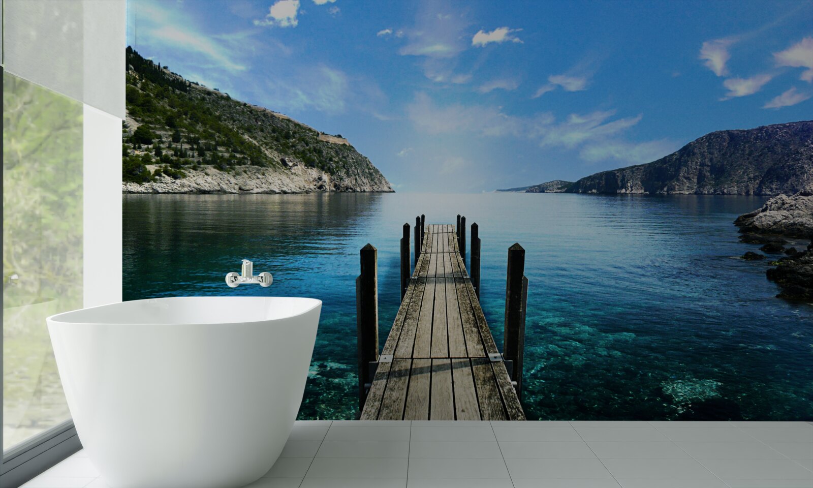 Fotobehang tegen de achtergrond van de lucht, de bergen en de rivier zie je de pontonbrug