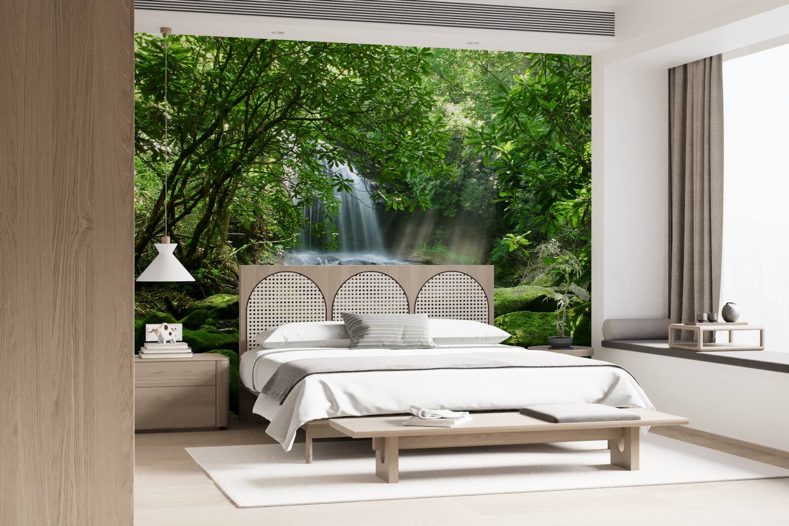 Fotobehang waterval omringd door weelderig groen en bomen