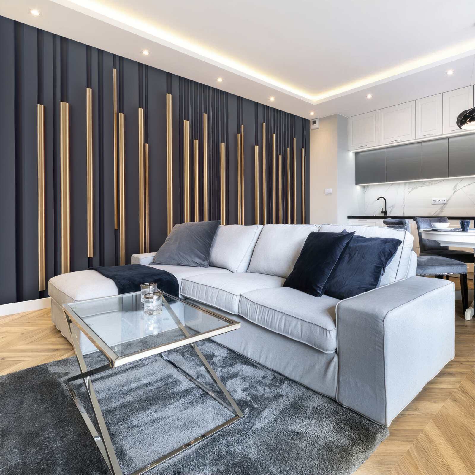 Fotobehang gouden inzetstukken op verticale lijnen